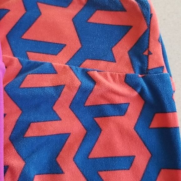 Lularoe Crop One Size Leggings 4 PAIR! - Picture 2 of 8